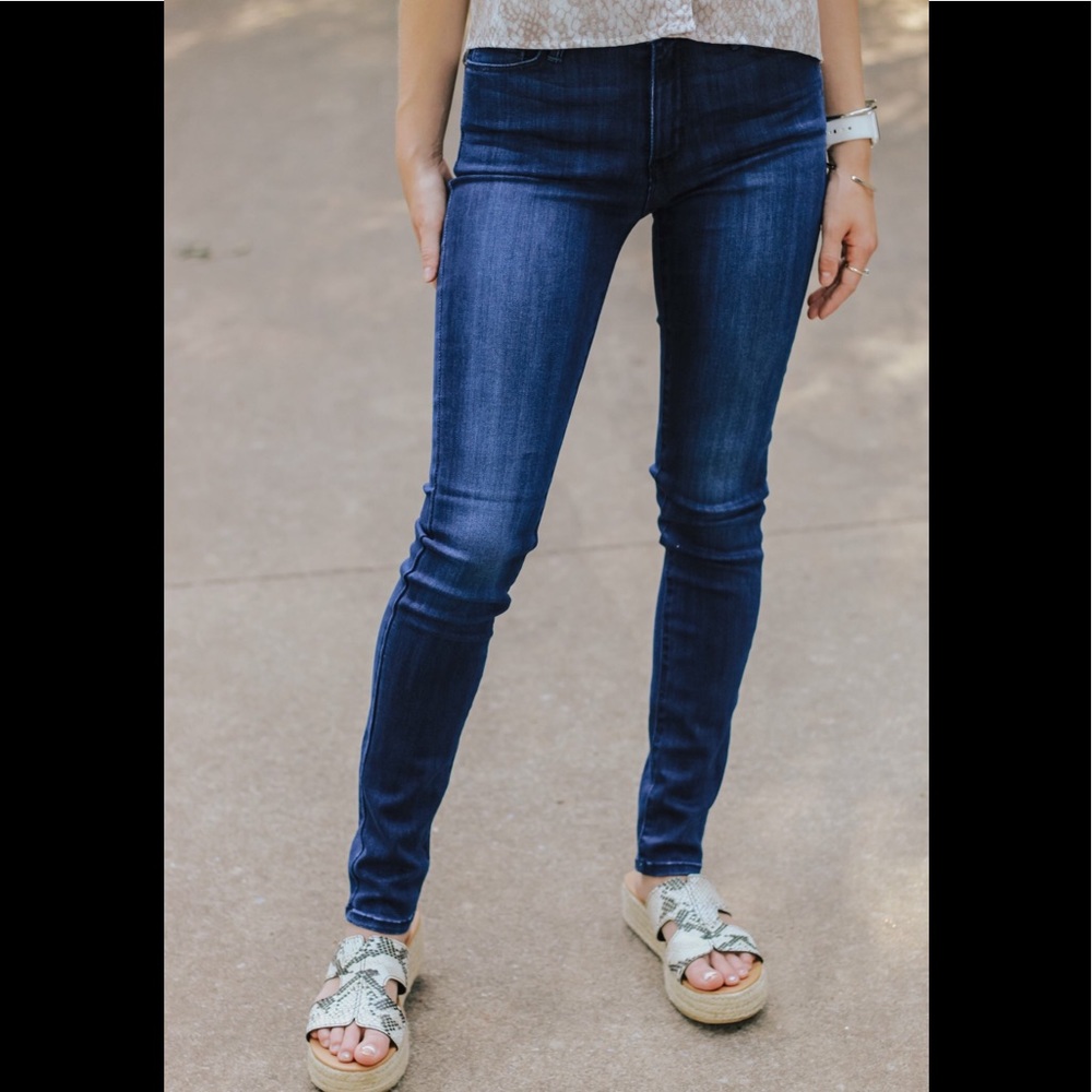 Skinny jeans